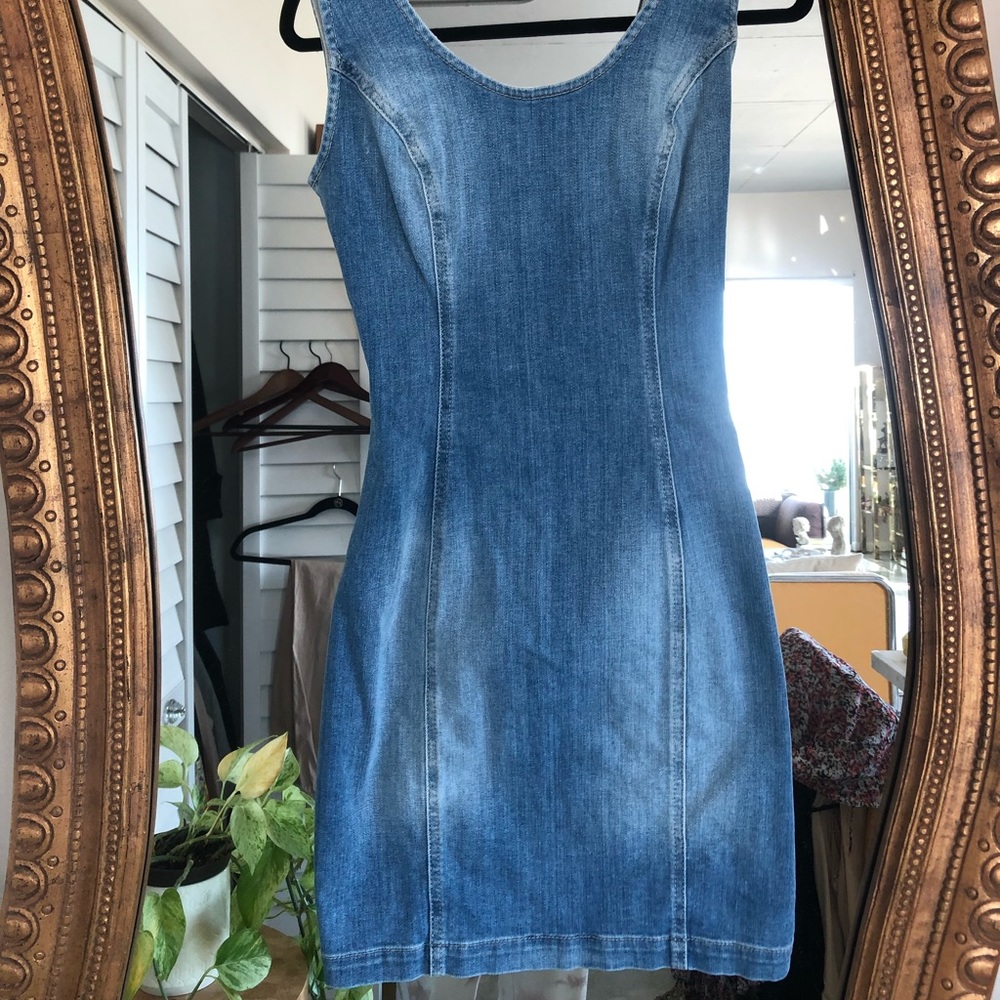 CLOSET CLEAN-OUT SALE